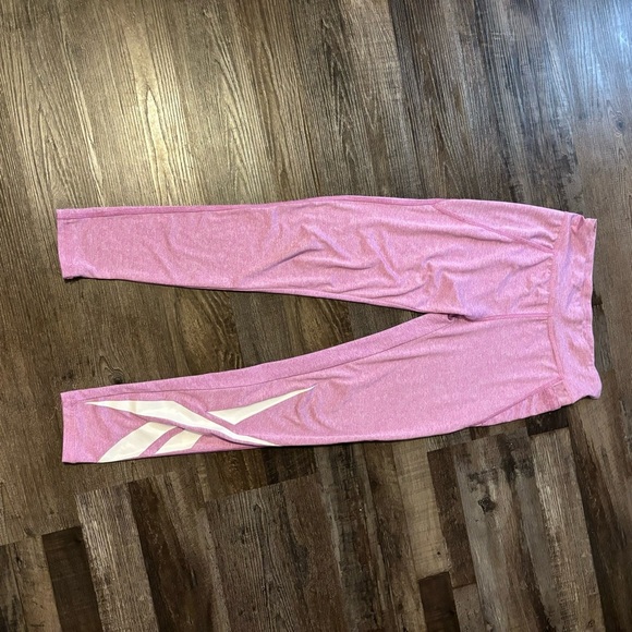 Reebok Kids Pink Leggings, size XL - Picture 1 of 2